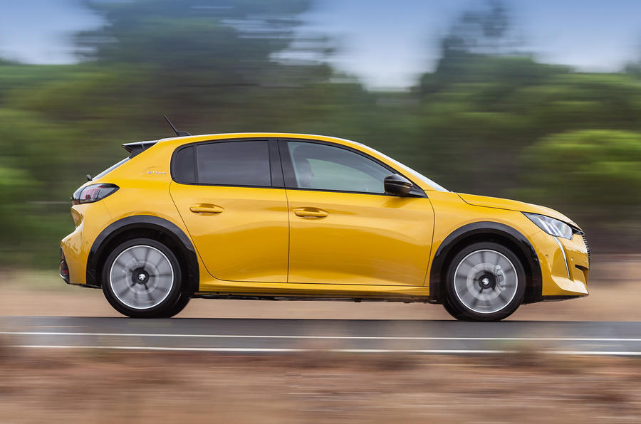 2 Peugeot 208 gt line 2020 uk fd hero side 0