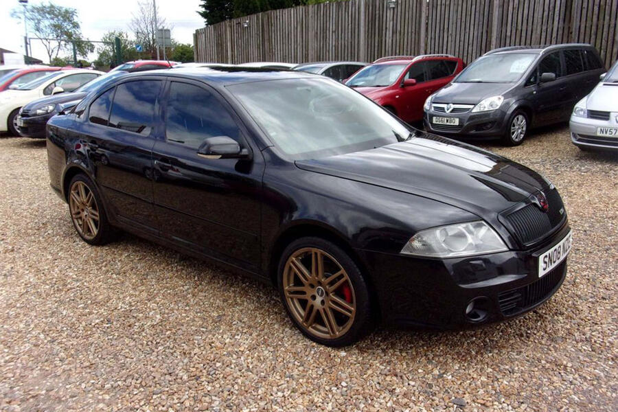 2 Skoda octavia vrs static front