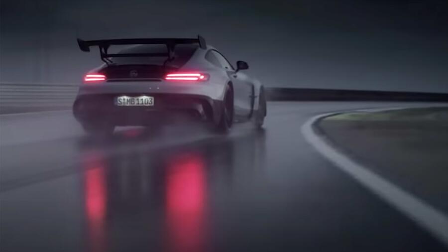 2020 Mercedes amg gt black series on video 4