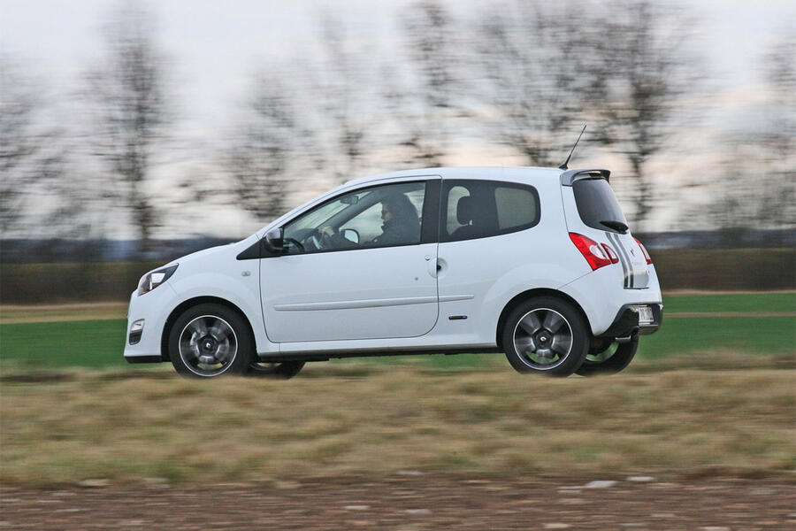 21 Renault twingo