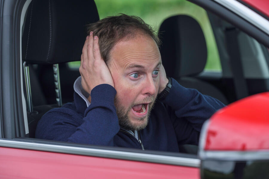 26 Kia sorento phev 2021 long term noise