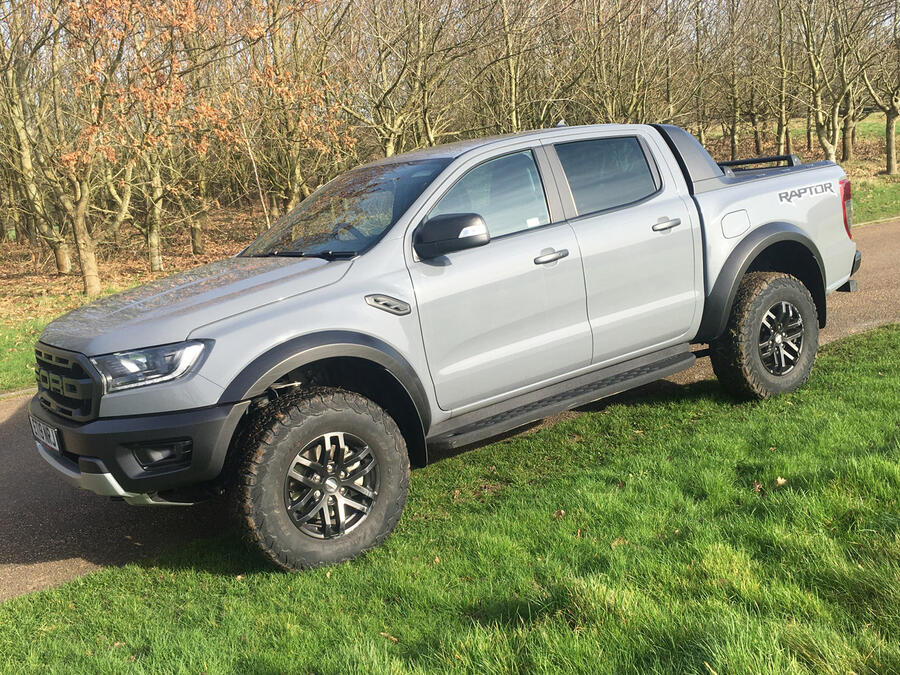 27 Ford ranger raptor