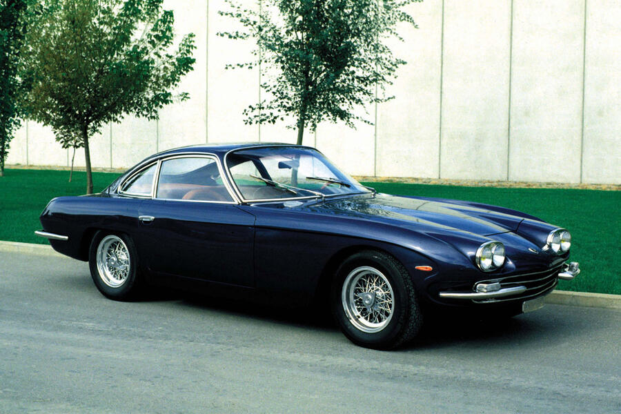 27 Lamborghini 400gt static front