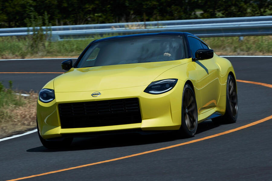 27 Nissan z proto front