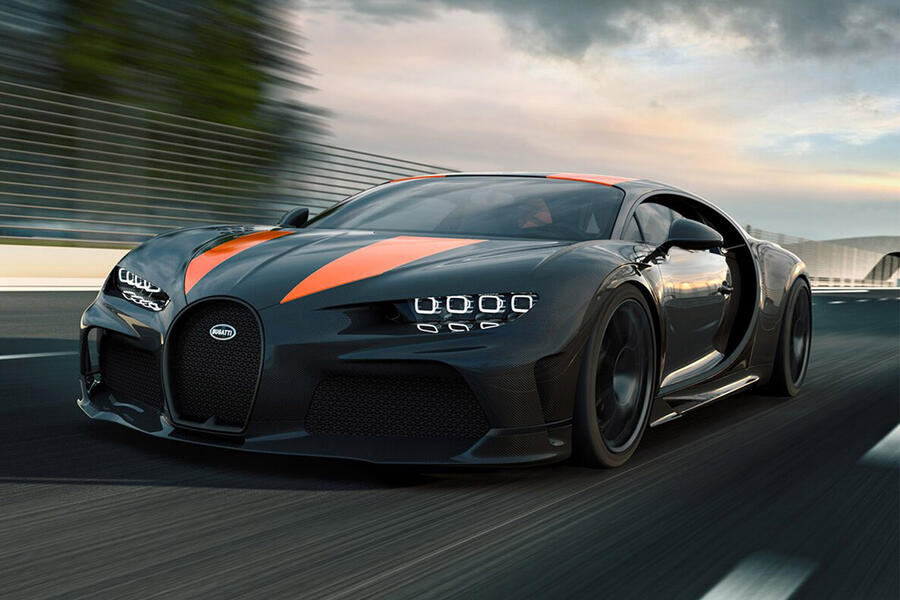 29 Bugatti chiron ss 300