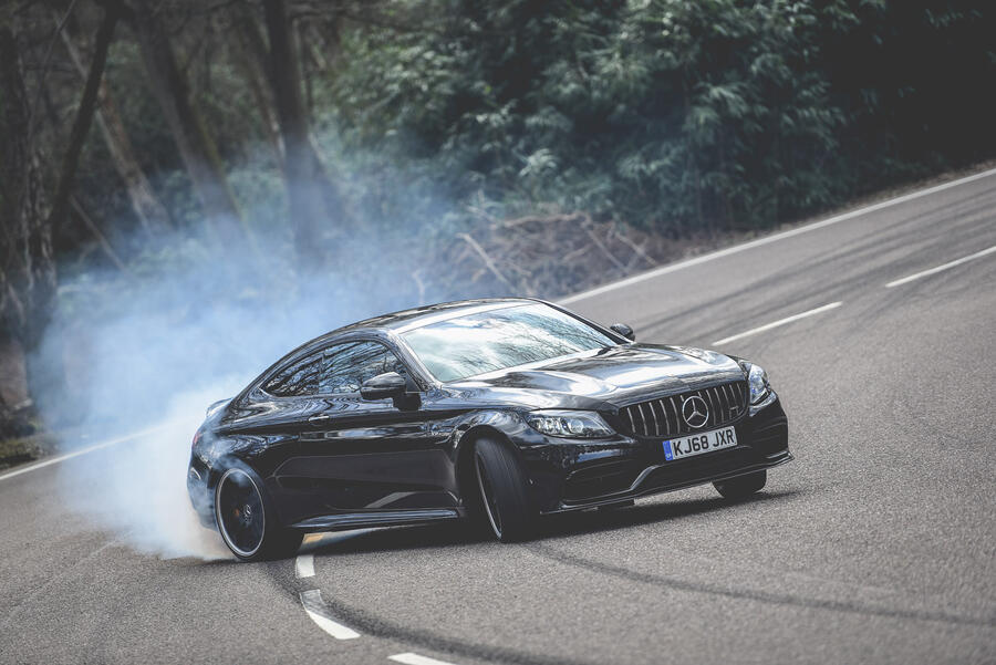 29 C63s amg coupe rt 2019 1921b