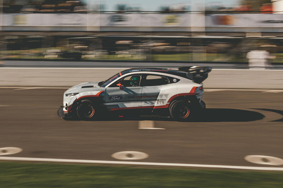 3 Ford mustang mach e 1400 side