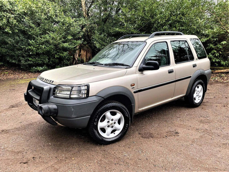 3 Land rover freelander static front