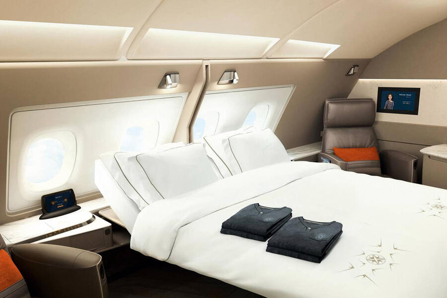 3 Singapore airlines first class cabin