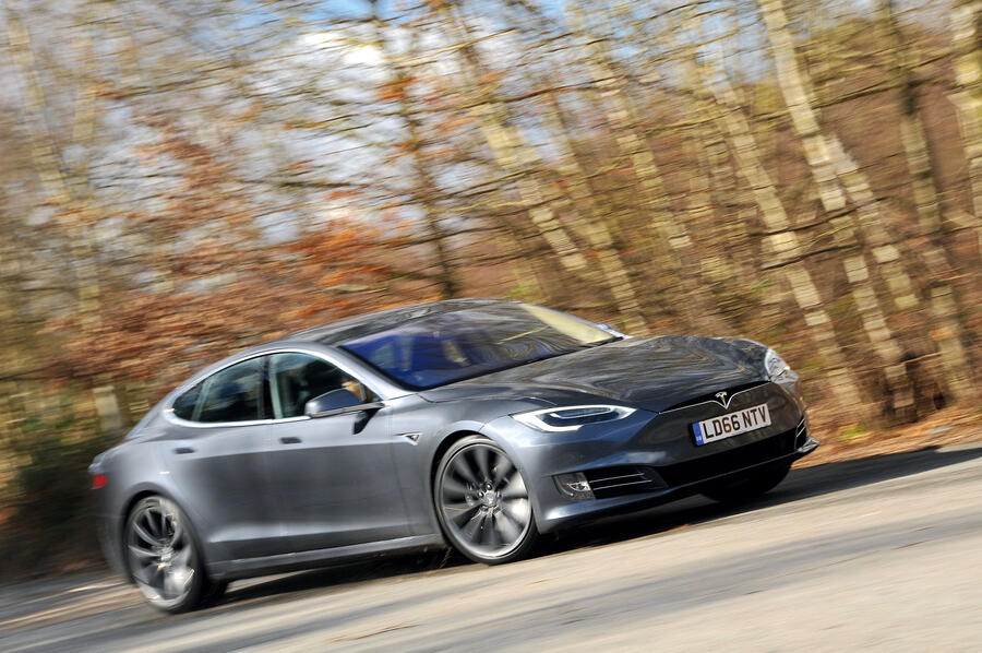 3 Tesla model s tracking side