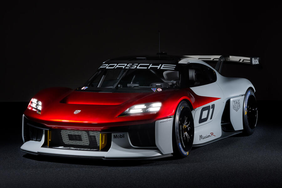 300821 Porsche23879 ldn