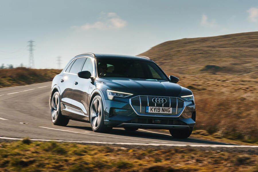 39 Audi e tron 2019 hero front