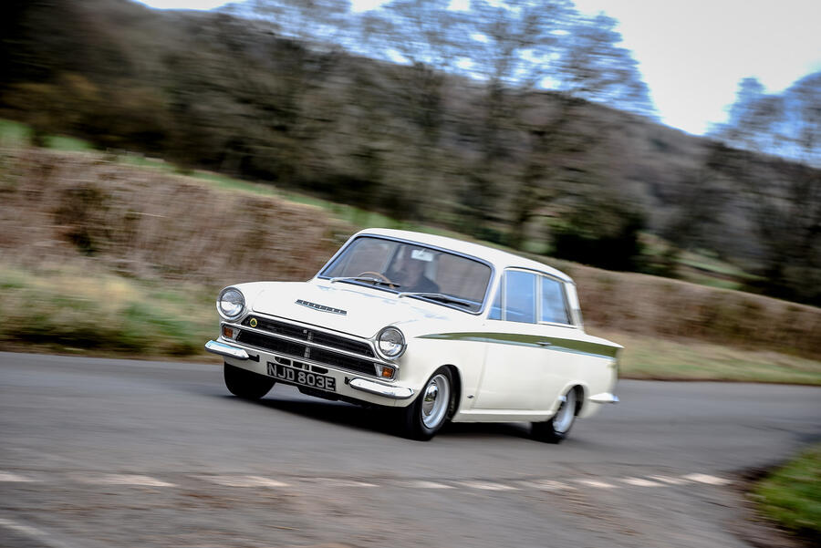 3 Ford cortina lotus tracking side