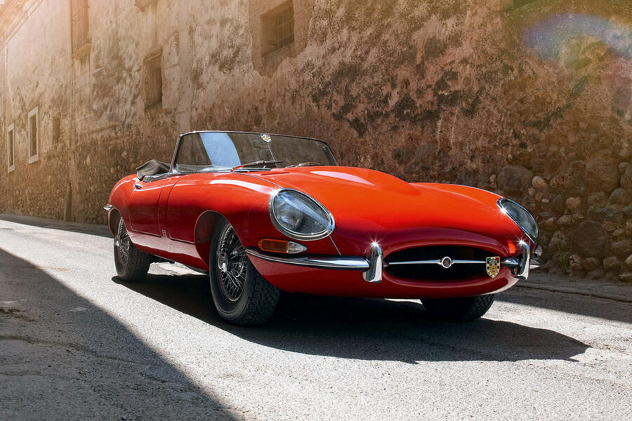 3 Jaguar e type tracking front