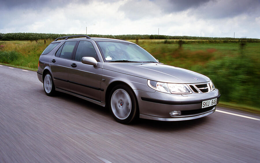 4 Saab 9 5 estate hero front