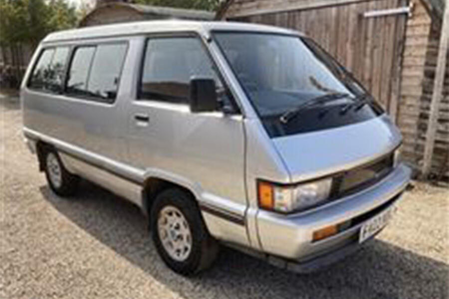 4 Toyota space cruiser