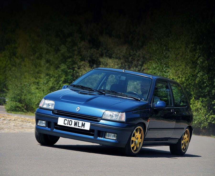 47 Renault clio williams tracking front