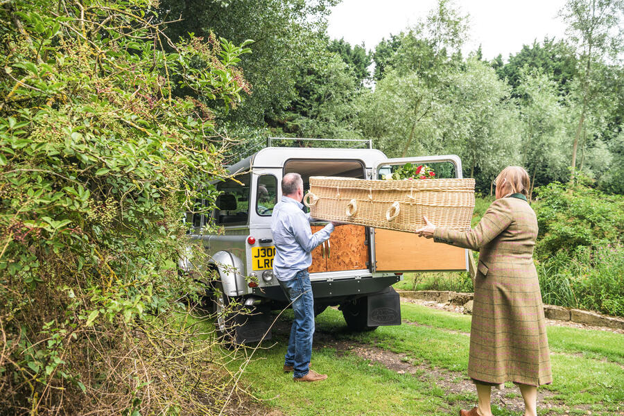 4 land rover defender hearse conversion loading