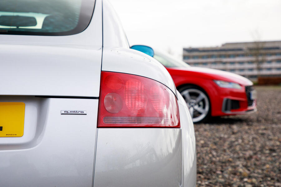 5 Audi tt mk1 static rear