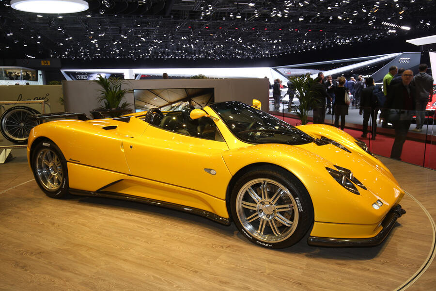 5 Pagani zonda static side