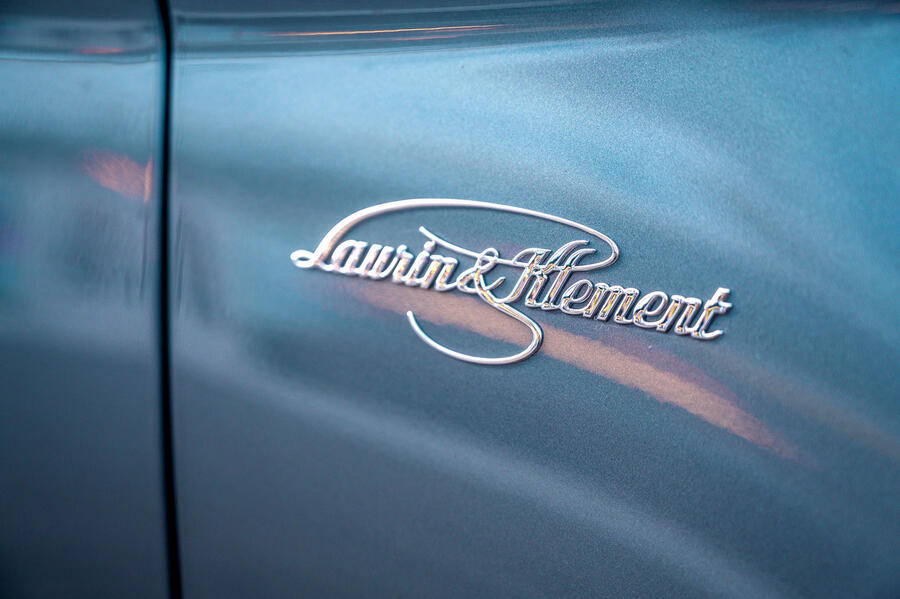 5 Skoda superb 2020 lt lk badge