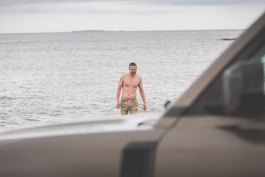 53 Christmas road trip defender