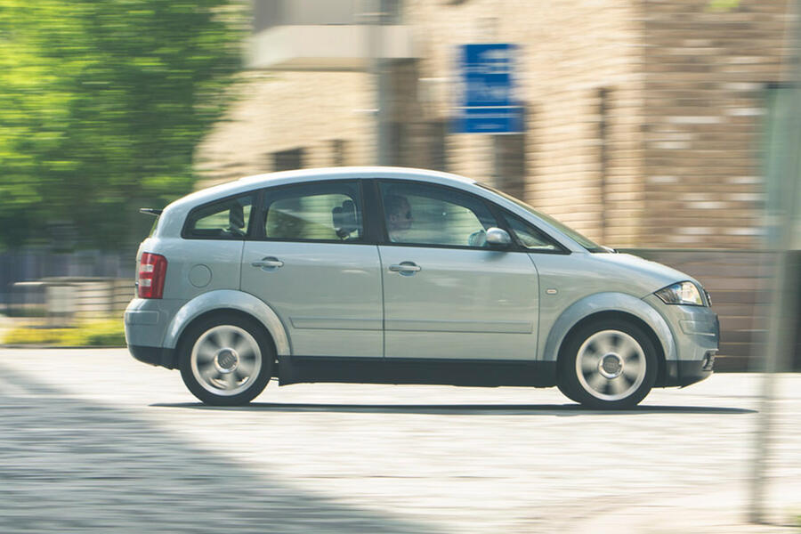 6 Audi a2 side