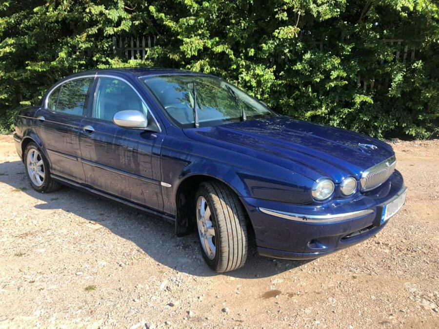 6 Jaguar x type