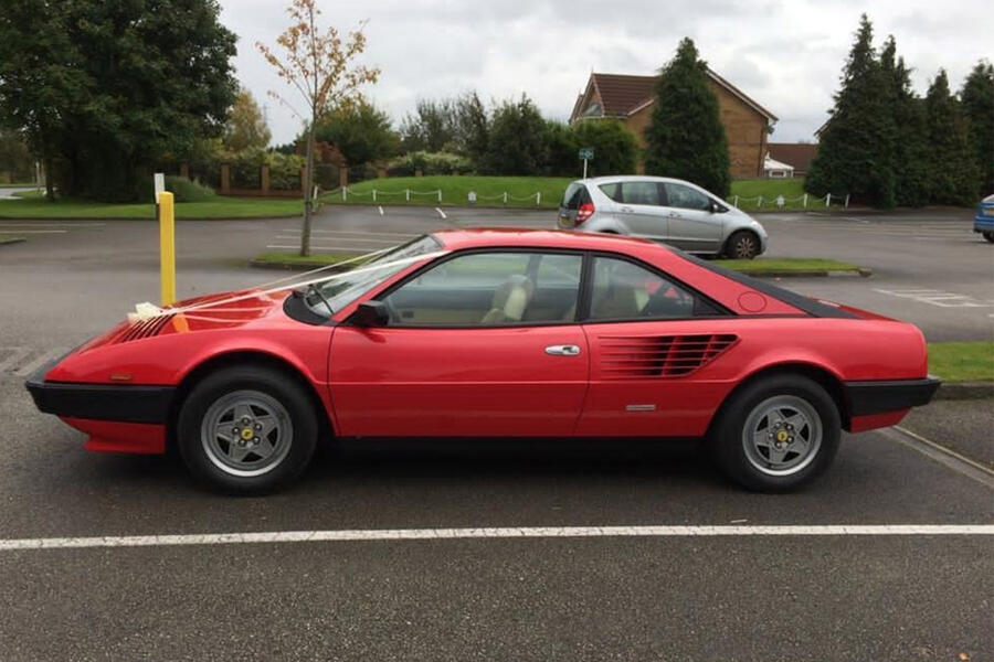 6 Ferrari mondial