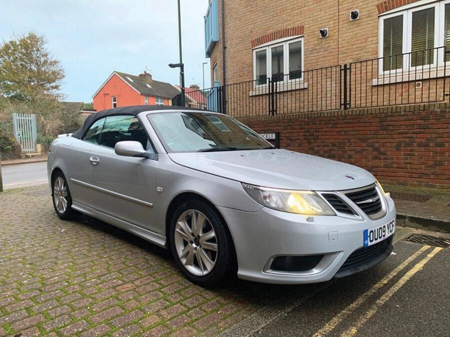7 Saab 9 3 static front