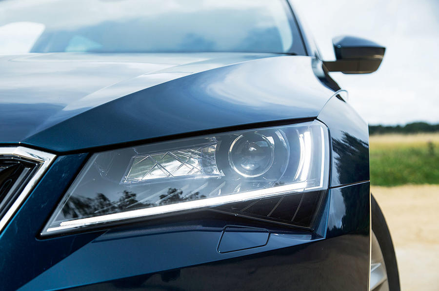 7 Skoda superb rt 0005