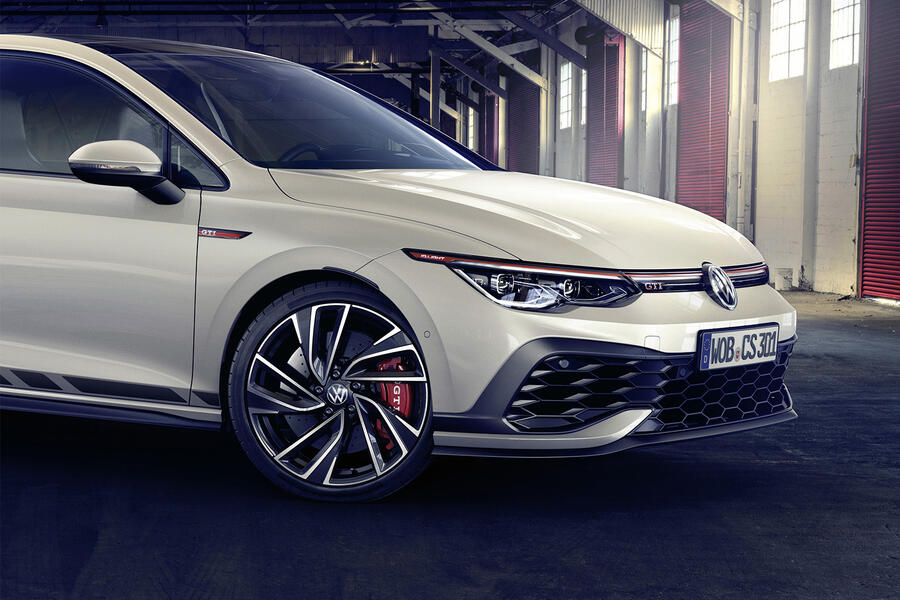 7 Volkswagen golf gti clubsport front