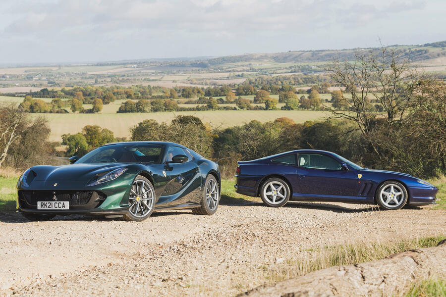 72 Ferrari 812 meets 550 2022 static