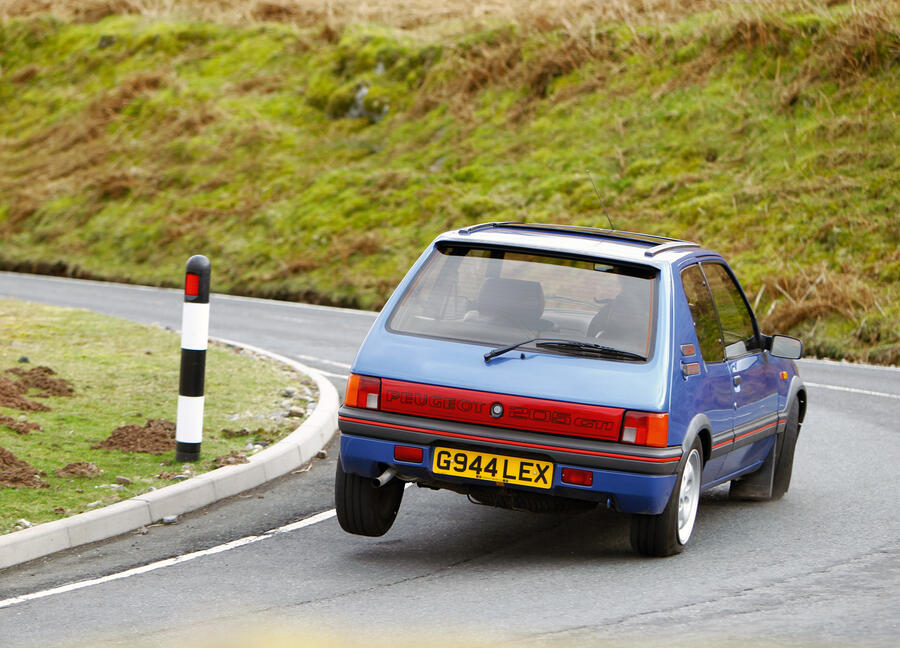 7 Peugeot 205 gti tracking rear