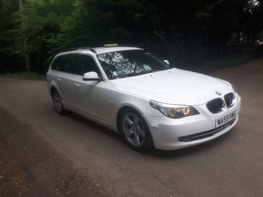8 Bmw 530d touring static front