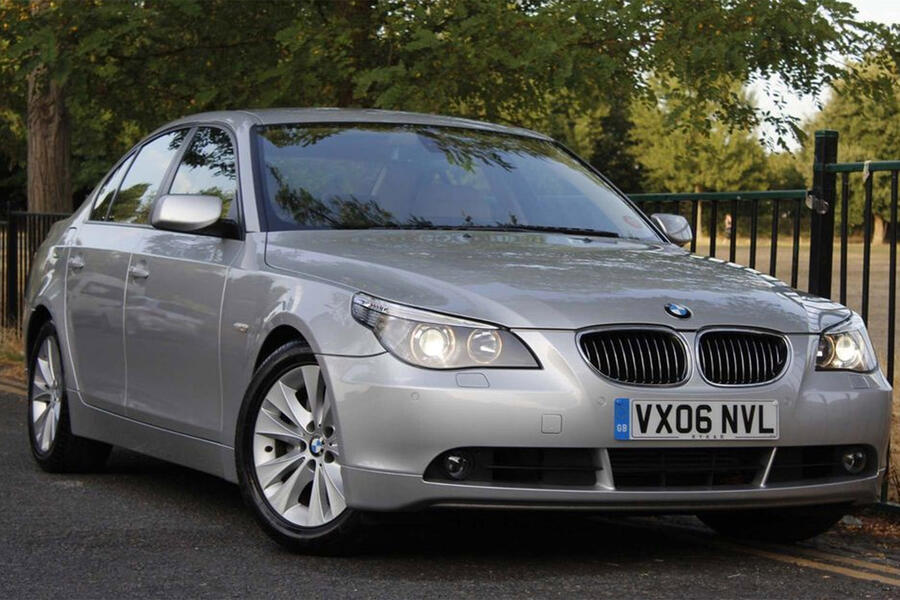 8 Bmw 550i 2006 stationary front