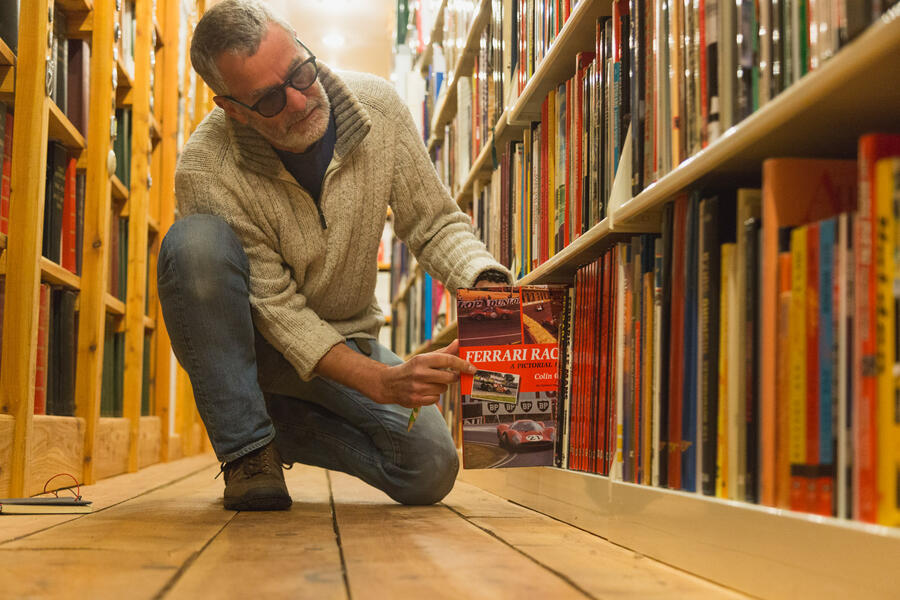 81 Private motoring library visit 2022 goodwins book