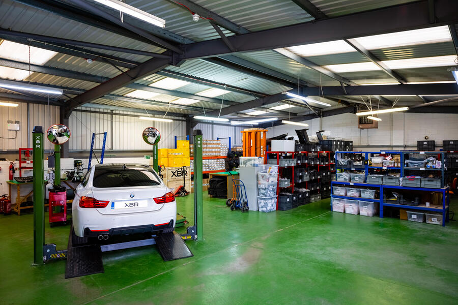 82 X8r improved parts feature bmw