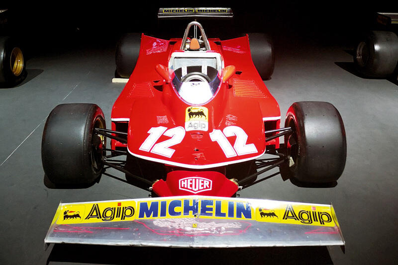 85 Ferrari