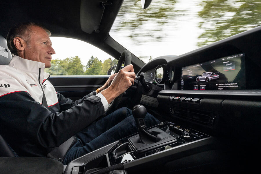 85 Porsche 911 gt3 2021 passenger ride driving