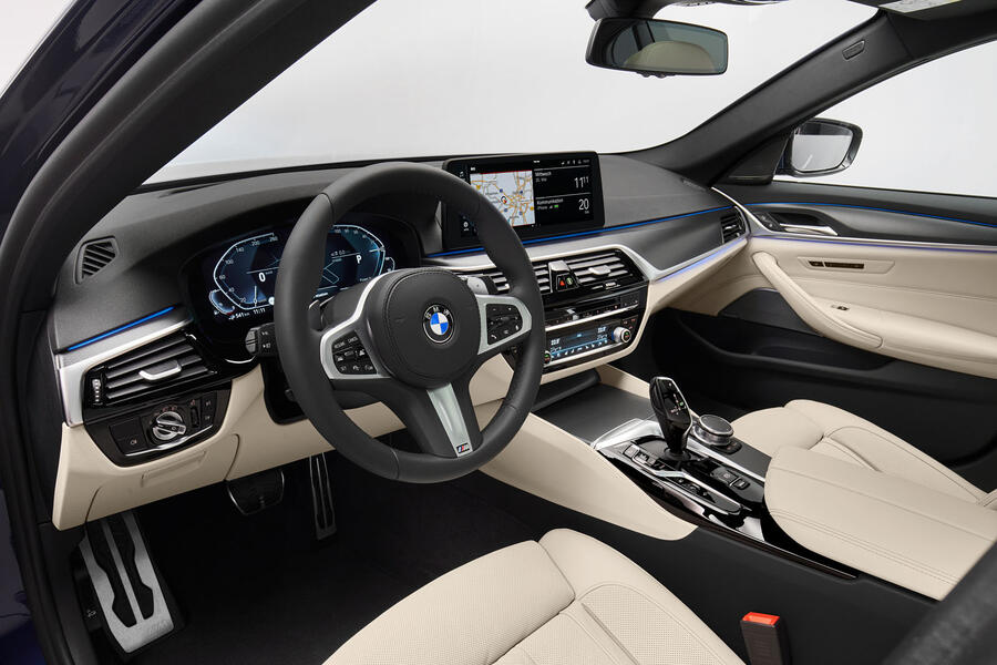 87 Bmw 540i 2020 facelift official interior