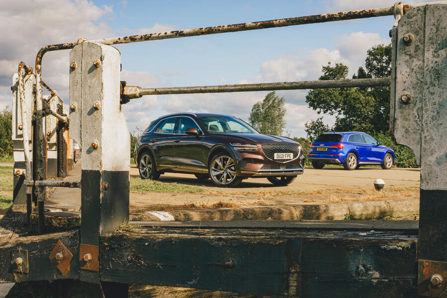 87 Genesis vs audi twin test 2021 static