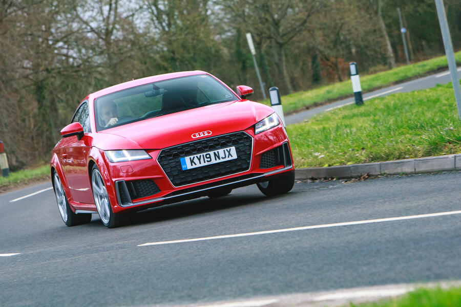 9 Audi tt mk3 hero front