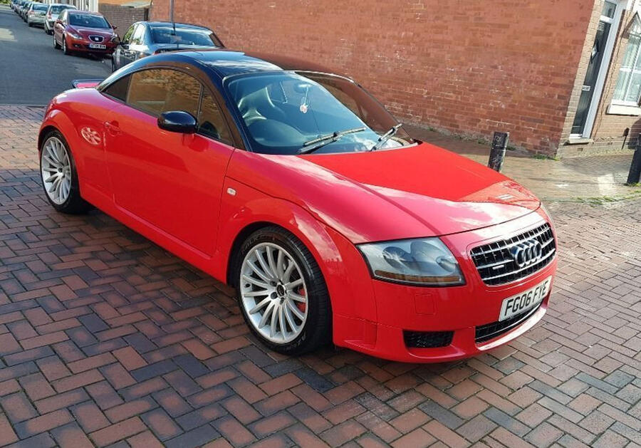 9 Audi tt quattro coupe stationary side