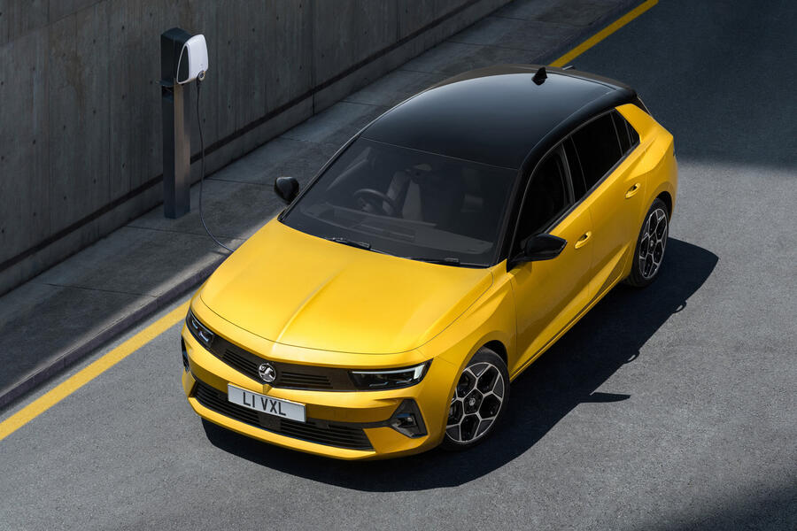 95 Vauxhall astra 2022 official images aerial front