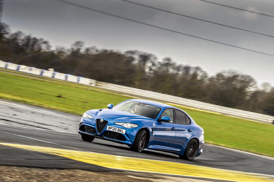 96 Alfa romeo giulia