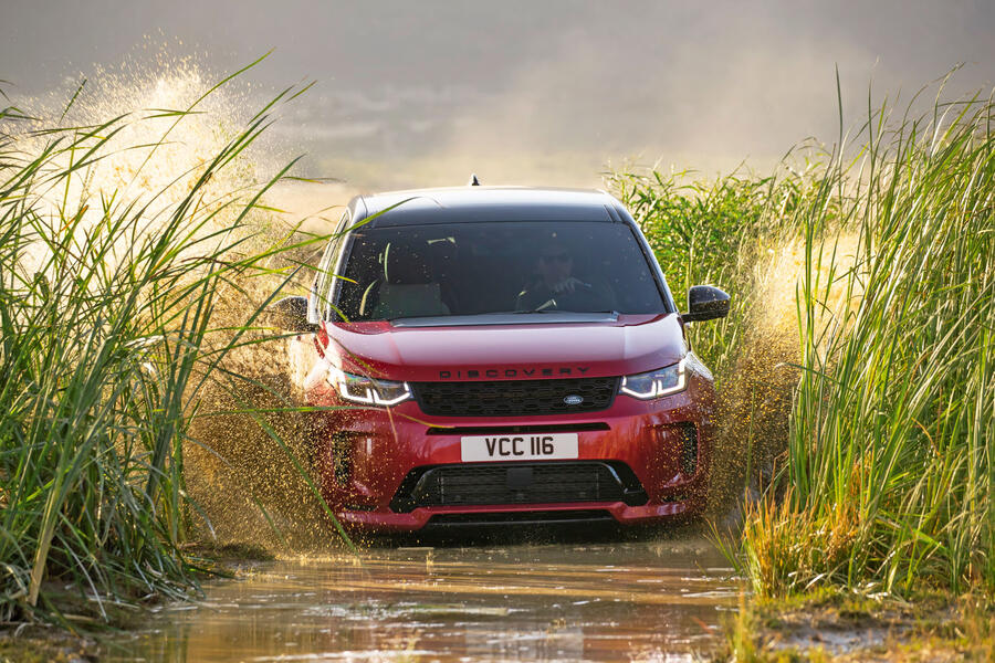 96 Land rover discovery sport 2019 official pics offroad front