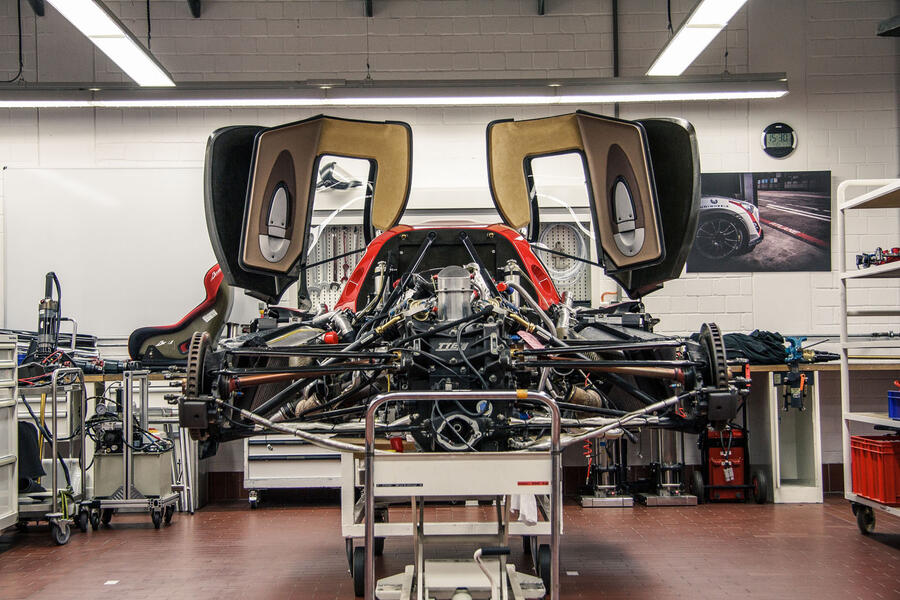 96 Toyota gt one wake up disassembled