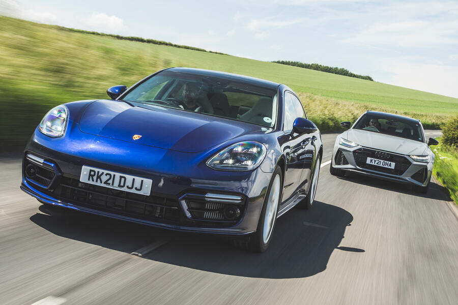 98 Super estate triple test 2021 porsche audi tracking front