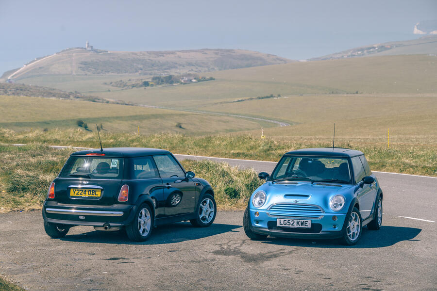 994  y reg minis collection pair